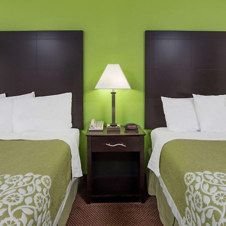 Days Inn By Wyndham Calvert City - Paducah East Екстер'єр фото